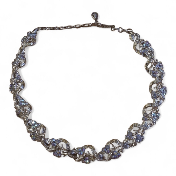 other Jewelry - Elegant Vintage Silver‎ and Blue Necklace